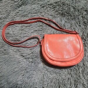 BCBGeneration Crossbody Bag Purse Womens Small Coral Flap‎ Adjustable Strap